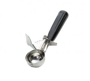 Tablecraft Size 30 Thumb Press Disher with Black Handle
