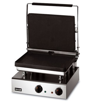 Lincat Heavy Duty Contact Grill (Smooth Upper and Lower Plates) 3kW
